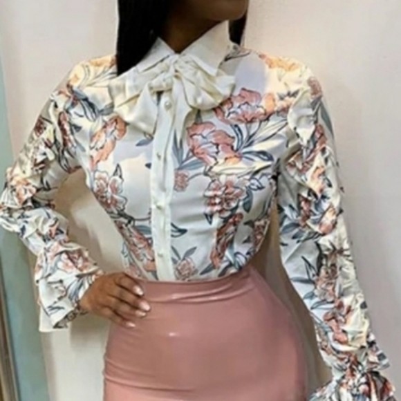 Tops - Cute top (NWOT)